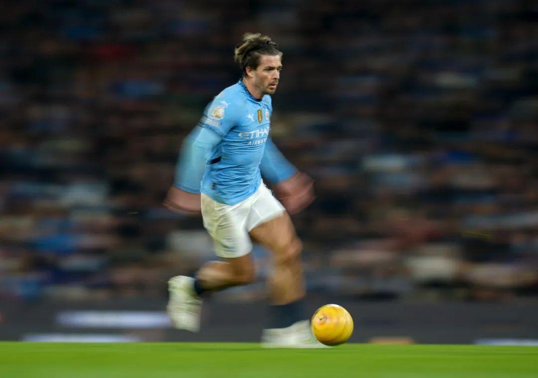 德布劳内迎来三赛季出色发挥，MAD观众热烈欢呼！